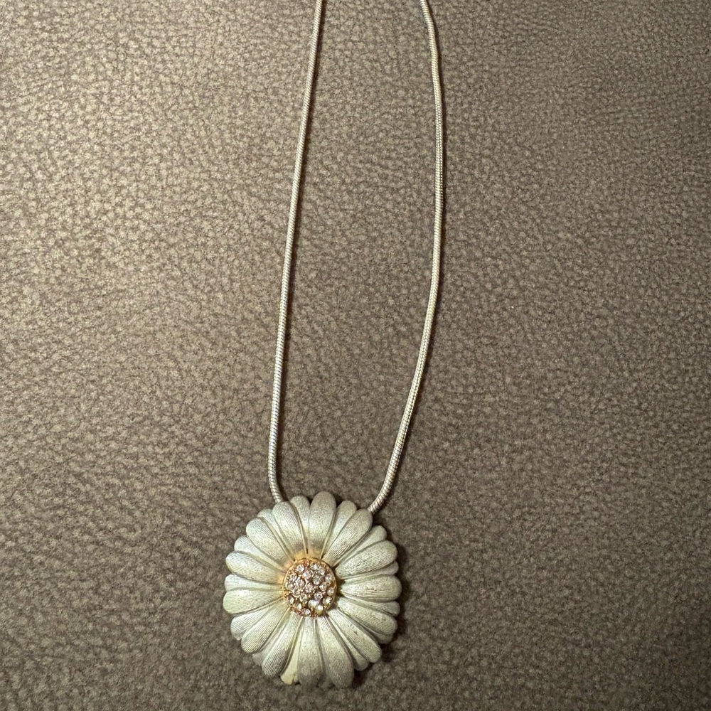 Brighton Cream and Gold Floral Necklace